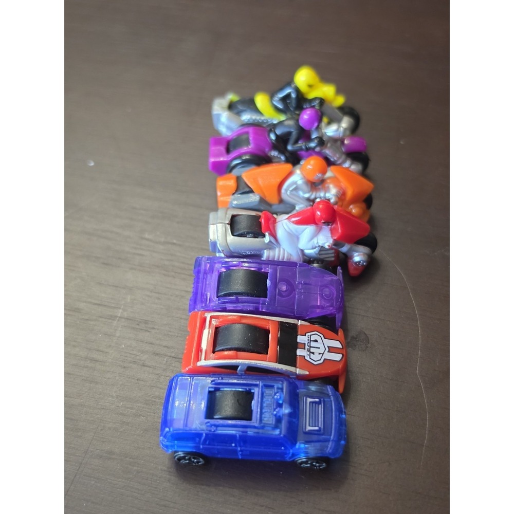 Hot Wheels 2006 Micro Madnetics Verti Thrill Drop Car /Motorcycle Lot Of 7